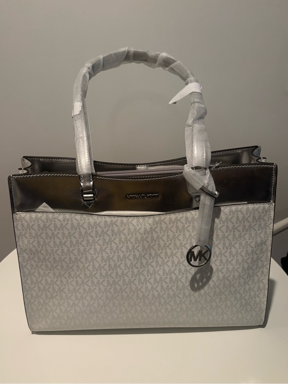 NWT Michael Kors Metallic Silver and White Logo Tote